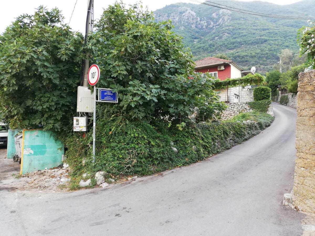 Ruza Apartments Kotor Exterior photo